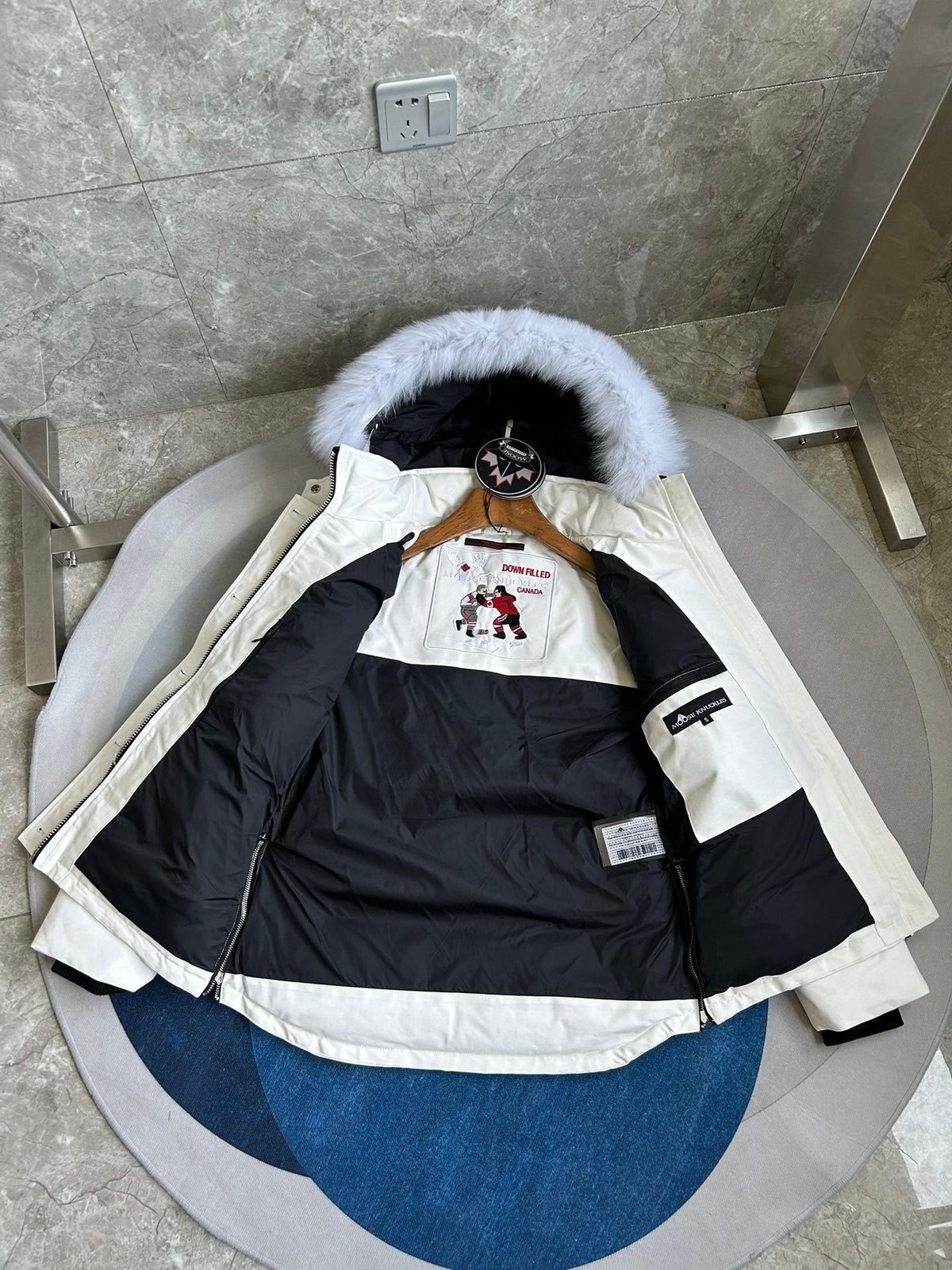 PUFFER DOWN JACKET