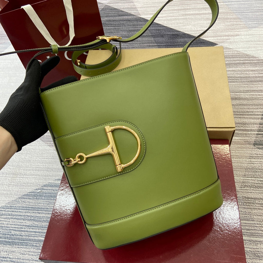 Bucket Bag Green Leather